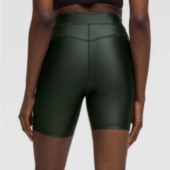 Lululemon Satin Shine High-Rise Shorts - Rainforest Green - Picture 2 of 3